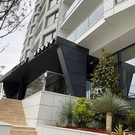 Prince Edward Infinity Beach - & Spa - Free Parking Năvodari