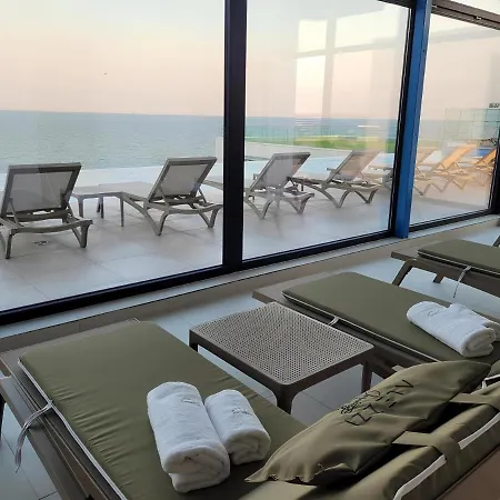 Prince Edward Infinity Beach - & Spa - Free Parking